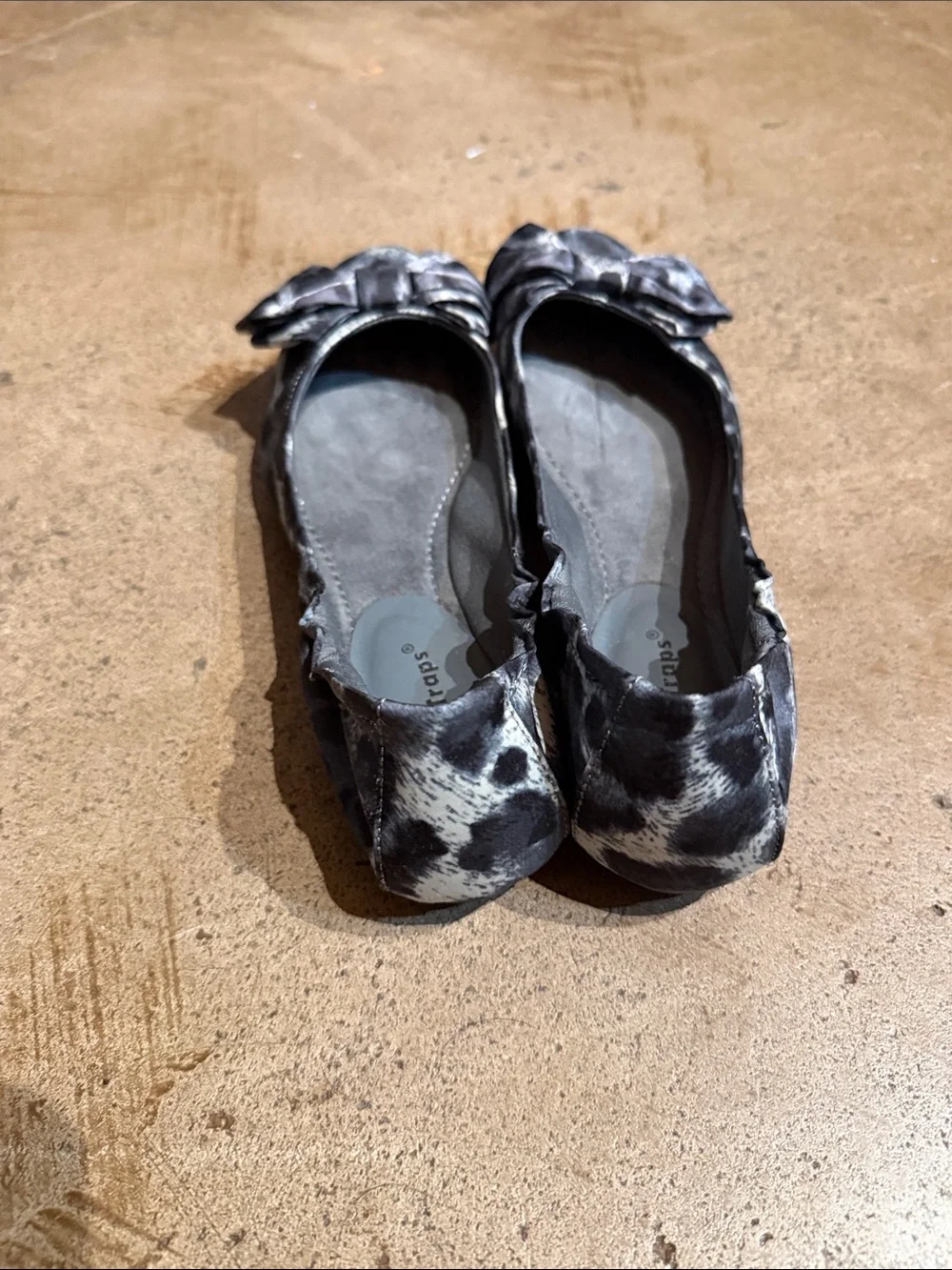 Bare Traps Lucy Ballet Bow Flats